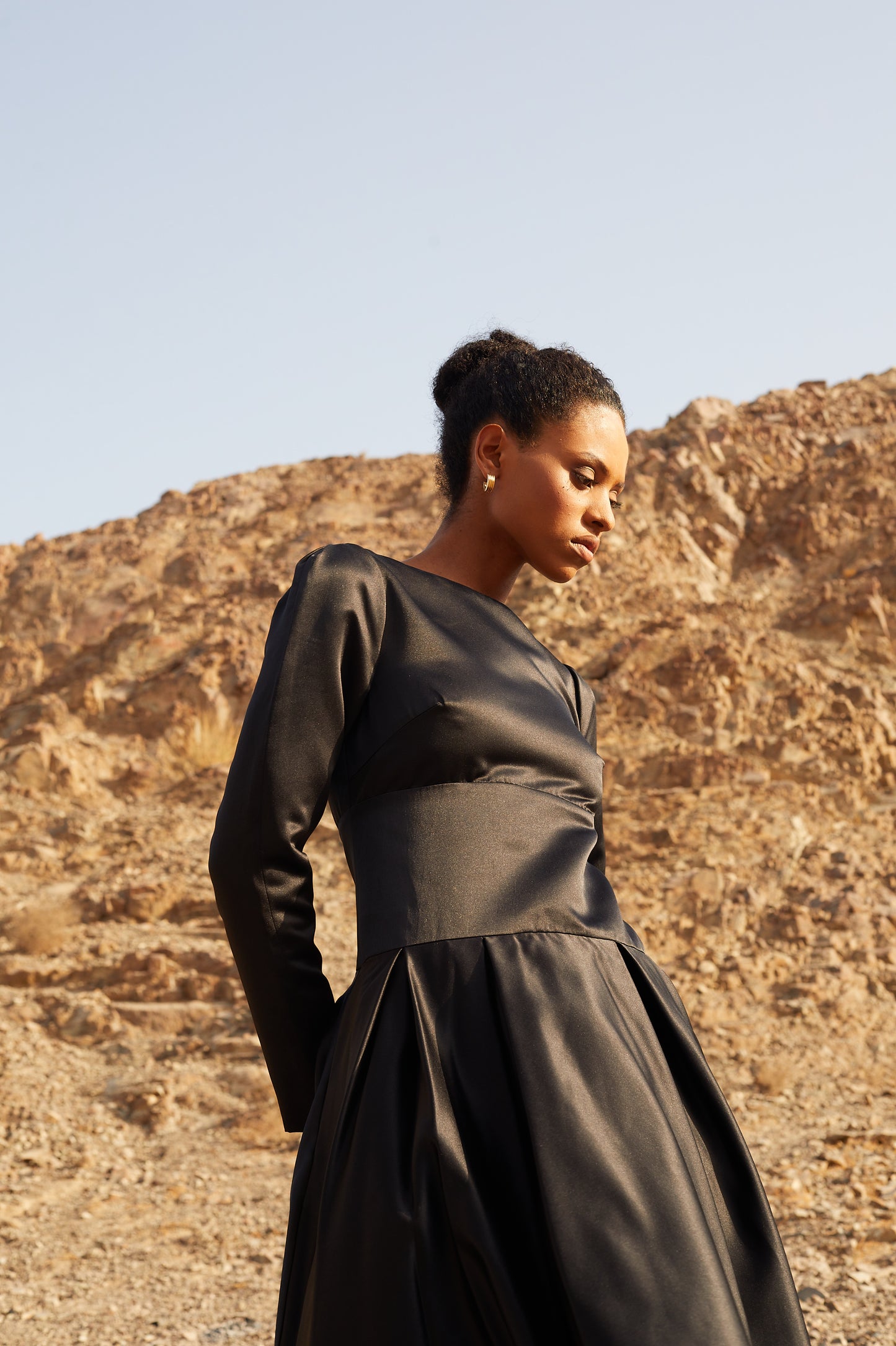 Anah Black Midi Dress